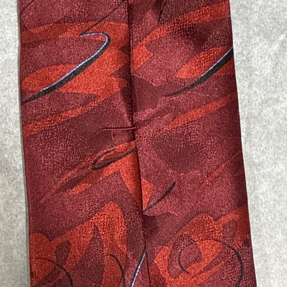 J. Garcia “Chicken and Cat” Limited Edition Silk Tie – Collection 47 – Red - Picture 2 of 4